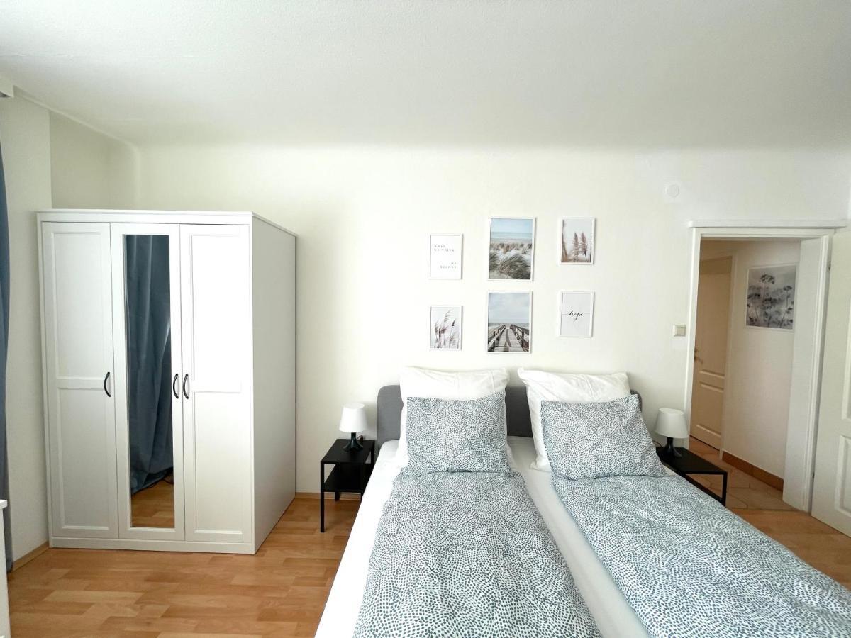 Cosy Apartment Near Schoenbrunn & Meidlinger Market เวียนนา ภายนอก รูปภาพ